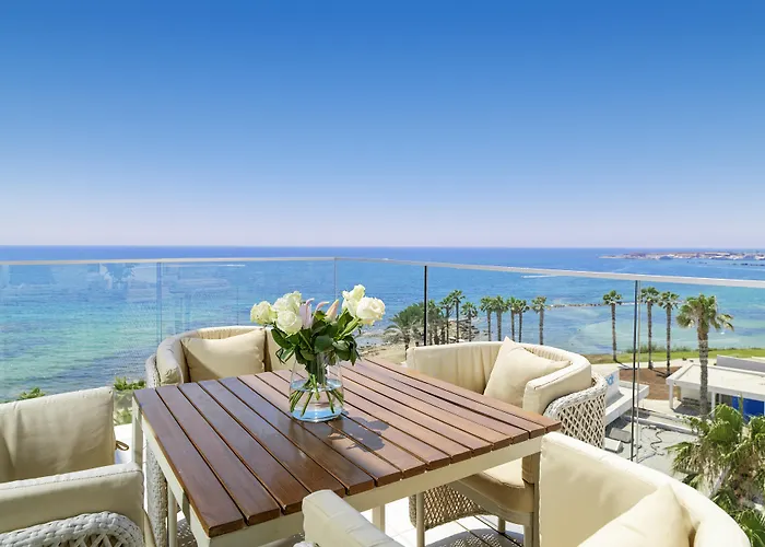 Amavi, Madefortwo Hotels - Paphos (Adults Only)